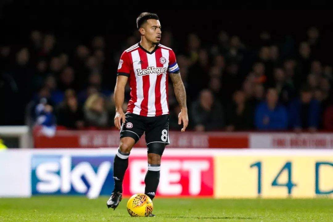  特罗萨德双响阿森纳客场完胜布伦特福德取三连胜